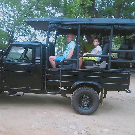 Kuma Safari Lodge อุดาวาลาเว ภายนอก รูปภาพ