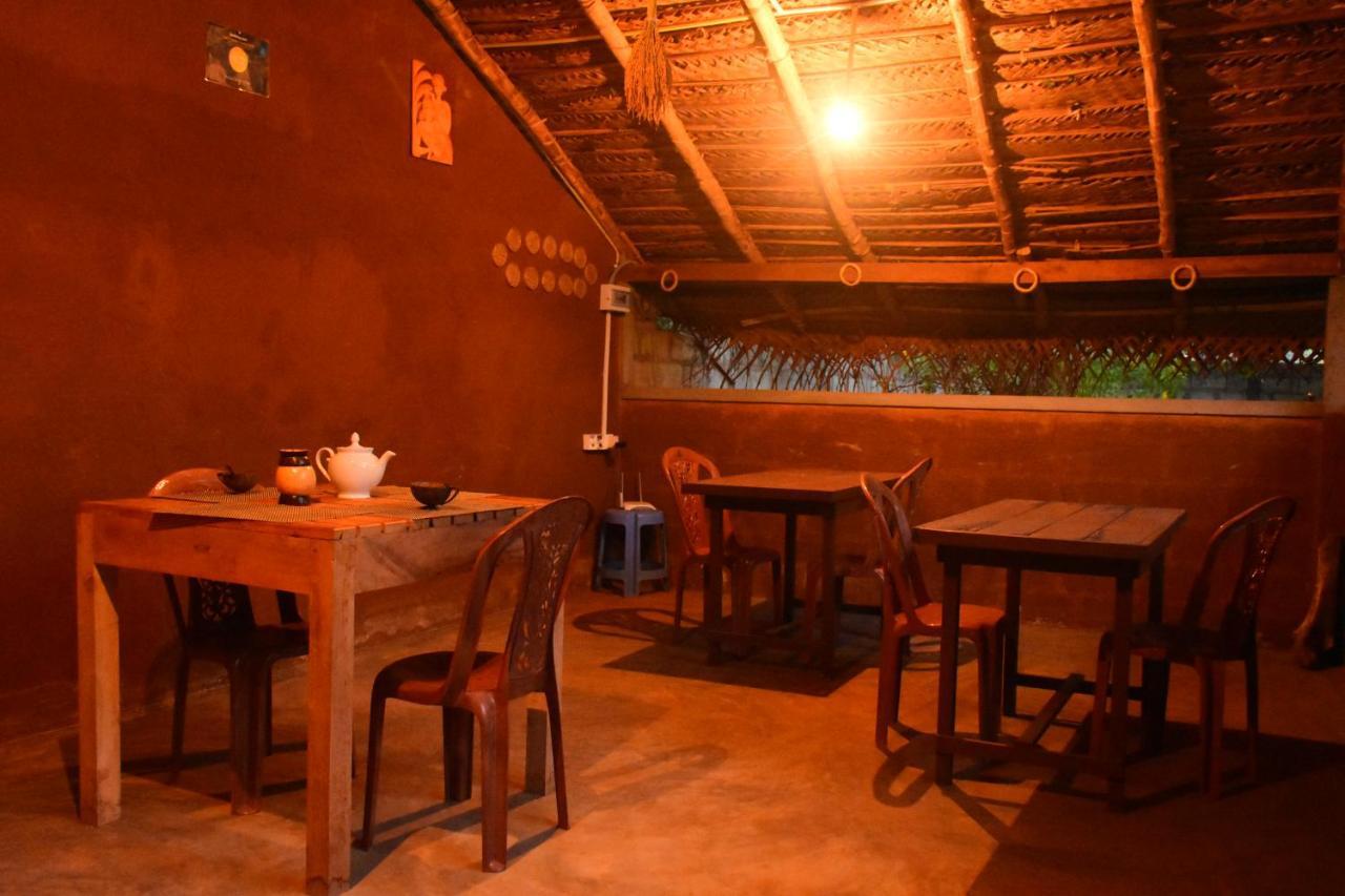 Kuma Safari Lodge อุดาวาลาเว ภายนอก รูปภาพ